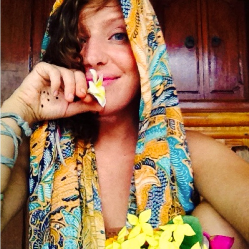 Meet your Posher, Oraia